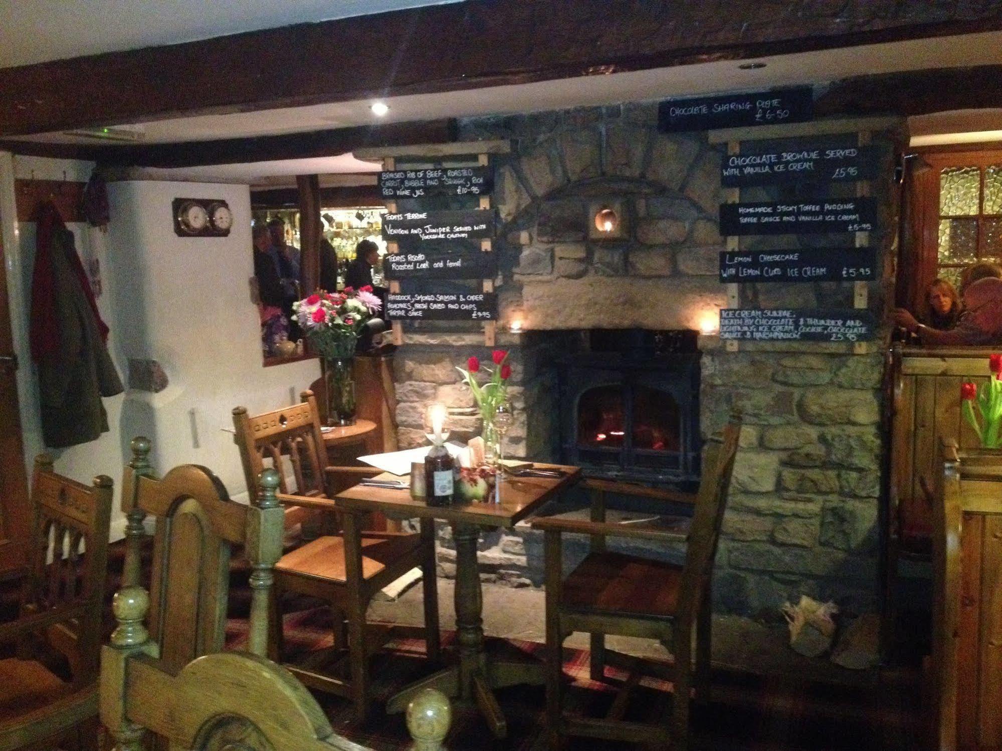 The Dalesman Country Inn Sedbergh Zewnętrze zdjęcie